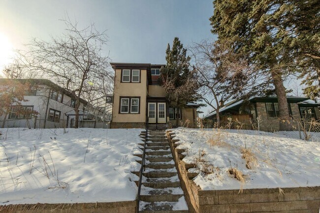 Building Photo - Jager Saratoga