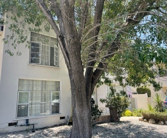 Building Photo - 1122 S Clark Dr