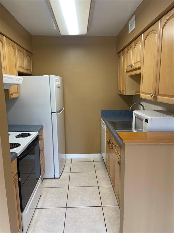 Foto del edificio - 5109 Eaglesmere Dr