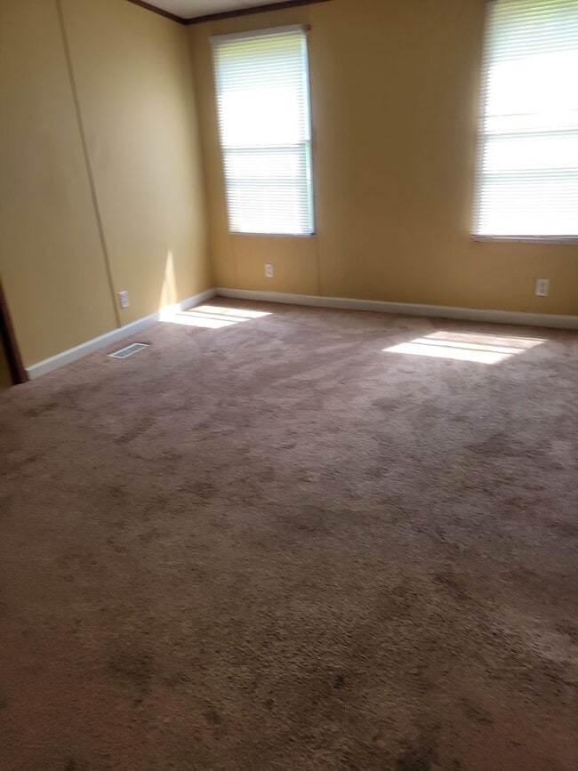 Foto del edificio - 14054 Mays Rd