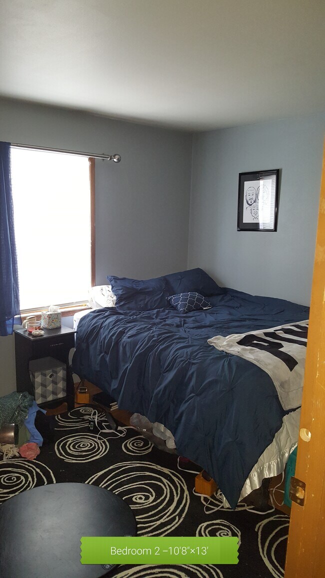 Bedroom 2 - 729 Division St