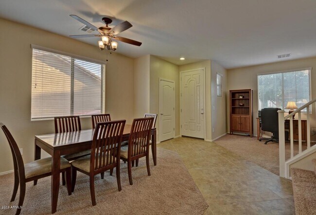 Building Photo - 2065 S Martingale Rd