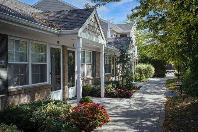 Foto del edificio - Fairfield West At Bay Shore