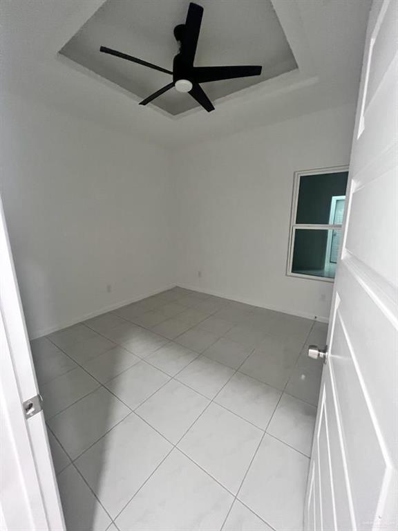 Building Photo - 10 S Yankton St