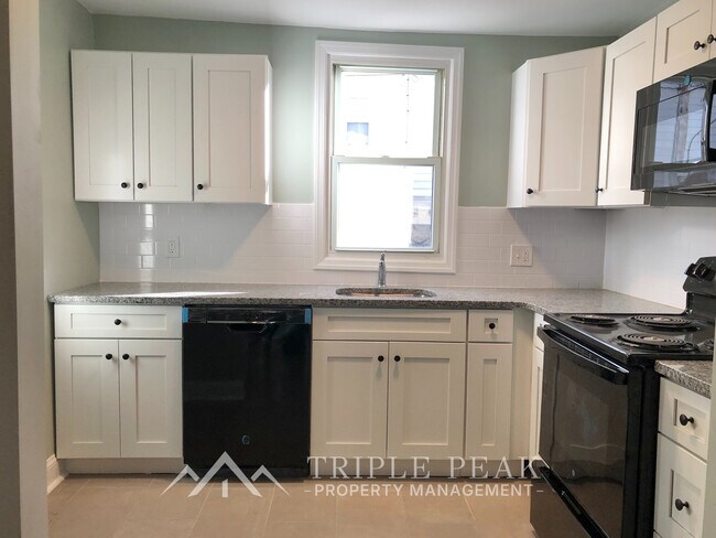 Foto del edificio - 7114 Stockley Ave
