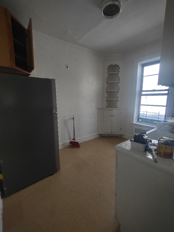 Building Photo - 152 E 96th St