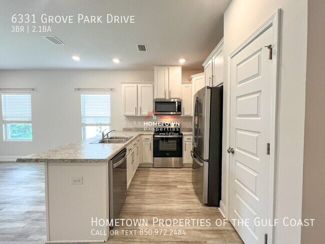 Foto del edificio - 6331 Grove Park Dr