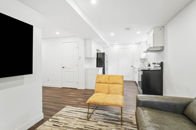 Building Photo - 697 Rue De Chinon