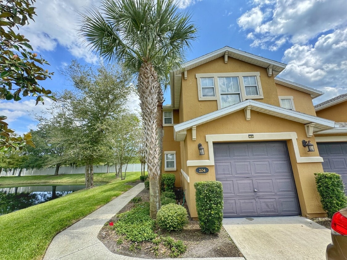 Primary Photo - Tuscany Village 3BR/2.5BA Townhome with ga...