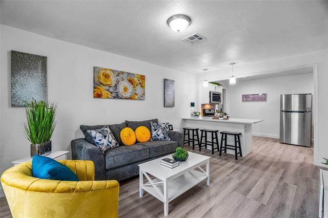 Foto del edificio - 2250 Areba St