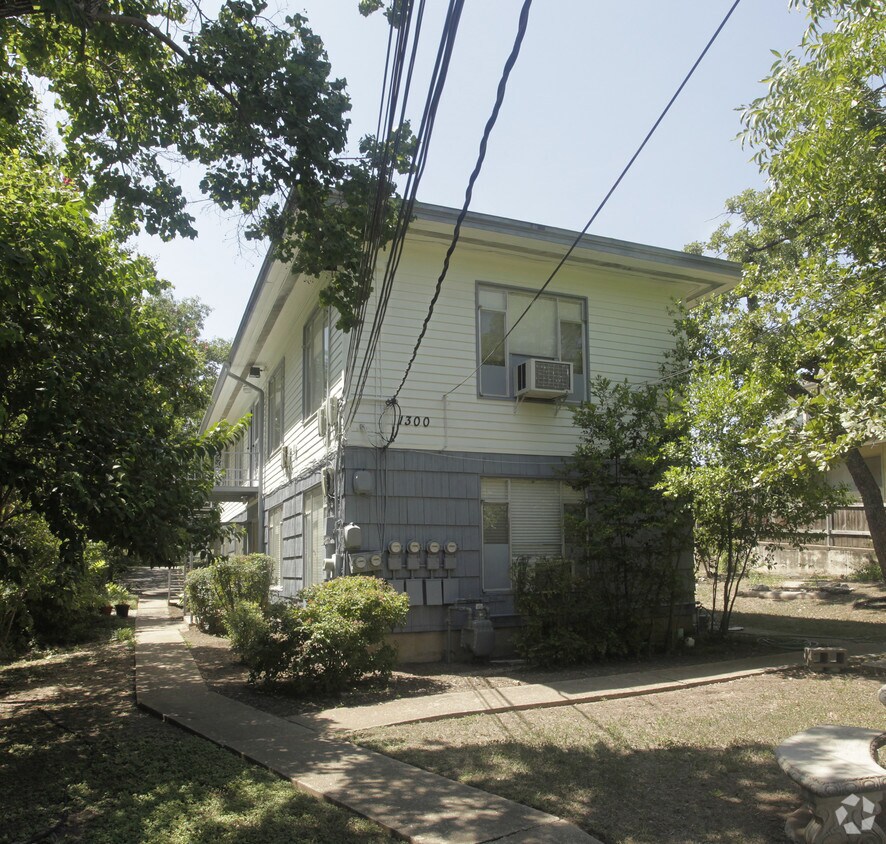 Building Photo - 1300 Norwalk Ln