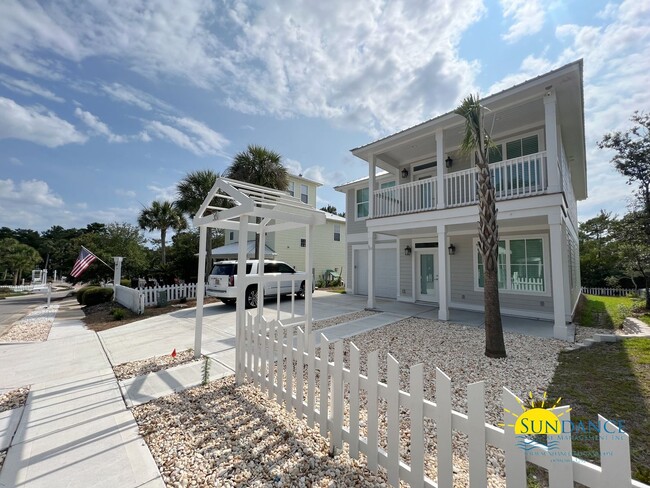 Building Photo - 4 Bedroom Sea Dunes Home just off 30A!