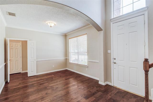 Building Photo - 10379 Balsam Dr