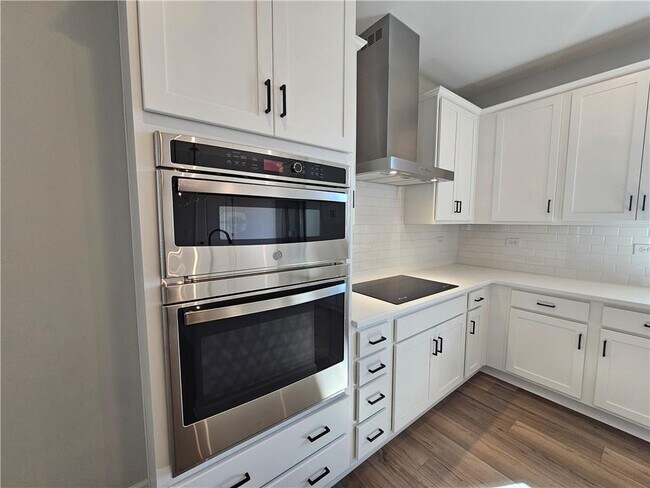 Building Photo - 3250 Willow Glade Trl