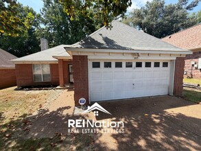 Building Photo - 3815 Clarion Dr