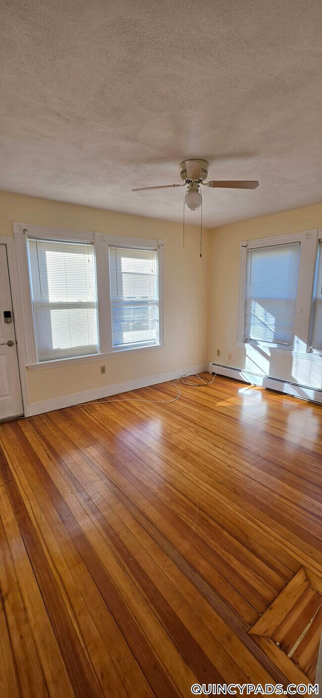 Building Photo - 6-8 Miller Stile Rd.