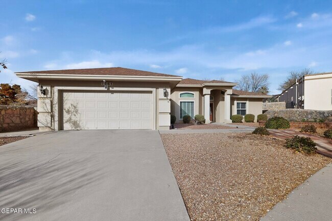 Foto del edificio - 1365 Desert Canyon Dr