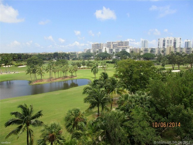 Foto del edificio - 1755 E Hallandale Beach Blvd