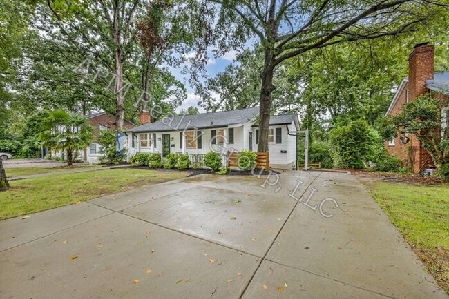 Building Photo - ALL UTILITIES INCLUDED