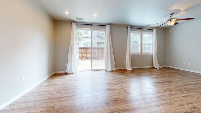 Building Photo - 373 N Amedeo Ln