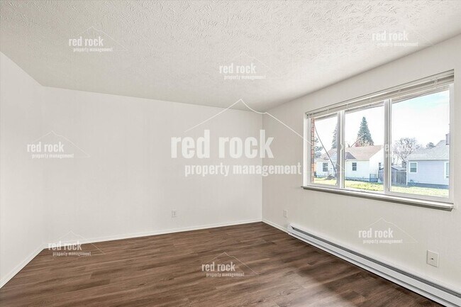Building Photo - 1332 W Garland Ave