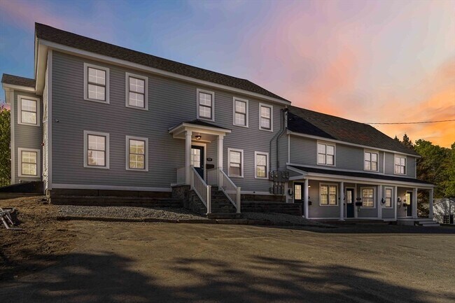 Foto del edificio - 192 Main St