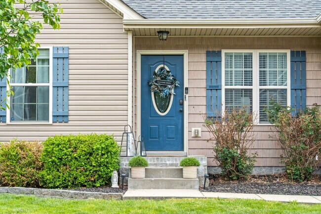 Building Photo - 649 Fox Hound Dr