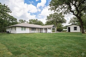 Building Photo - 3901 FM109