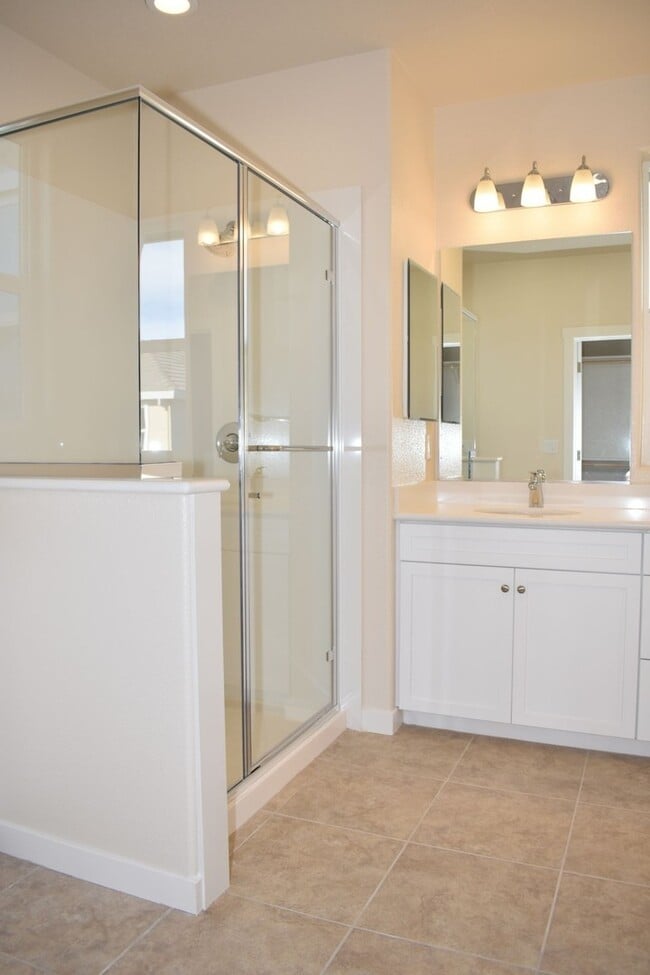 Foto del edificio - 5003 Jewel St