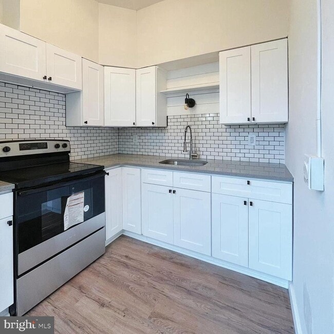Building Photo - 408 W Olney Ave
