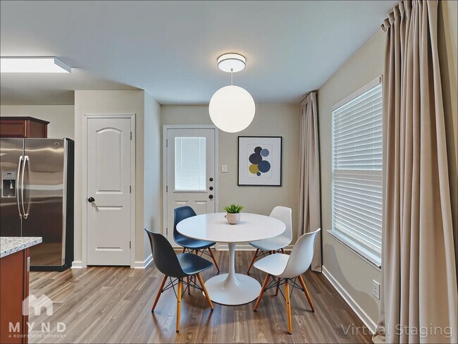 Foto del edificio - 5823 Treasure Cove Rd