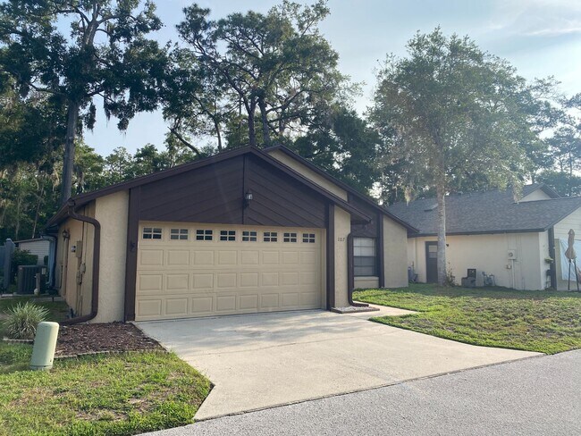 Building Photo - Charming 2 Bed, 2 Bath Home with Garage in...