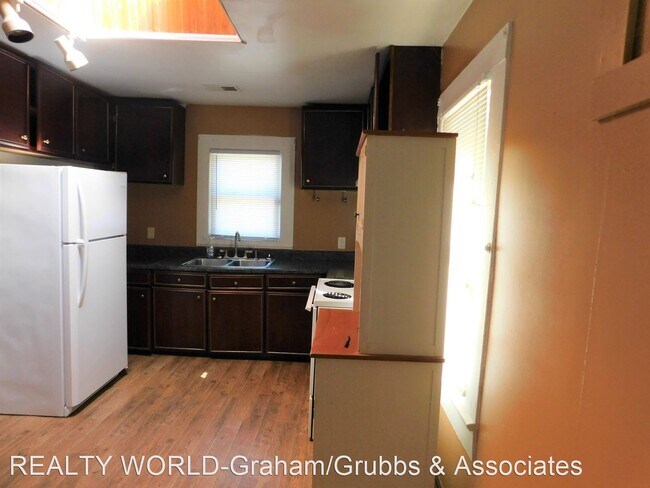 Building Photo - 1 br, 1 bath House - 13700 Old McColl Road
