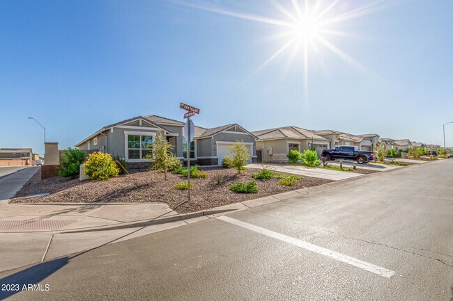 Building Photo - 44301 W Palo Teca Rd