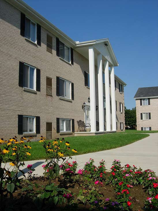 Building Photo - Woodview Commons Apartments