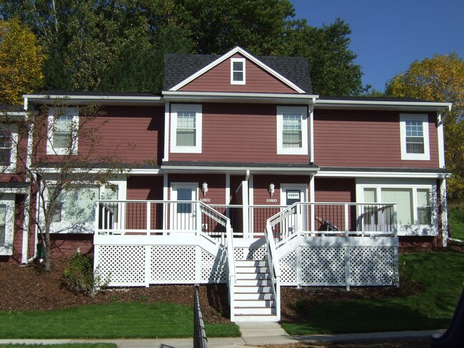 Cedar Hills Townhomes Apartments MN