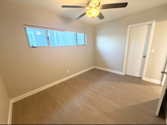 Building Photo - Stylish 2-Bedroom Upstairs Retreat in the Heart