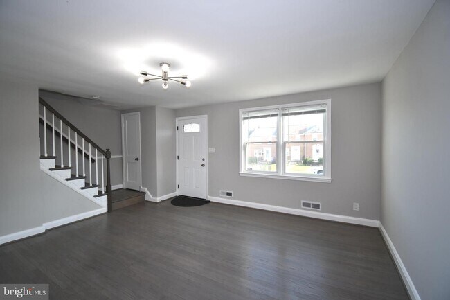 Building Photo - 1600 Kirkwood Rd