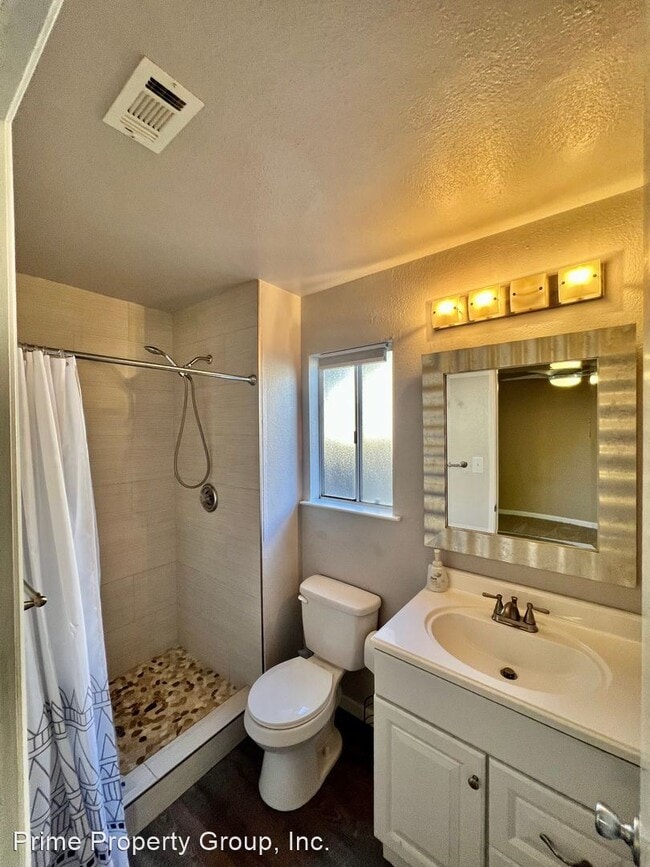 Building Photo - 3 br, 2 bath House - 8511 Central Ave