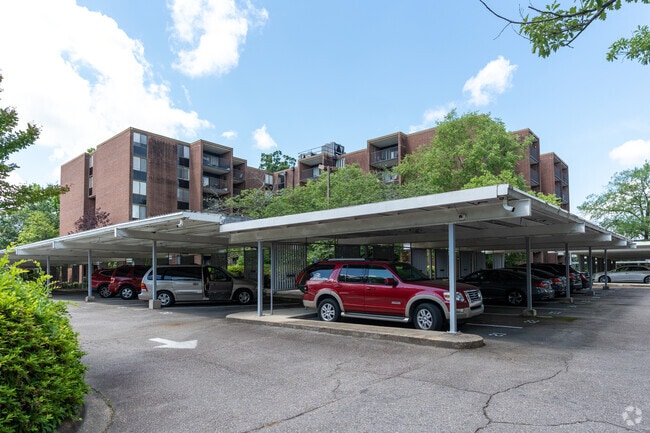 Clarendon House Condominiums