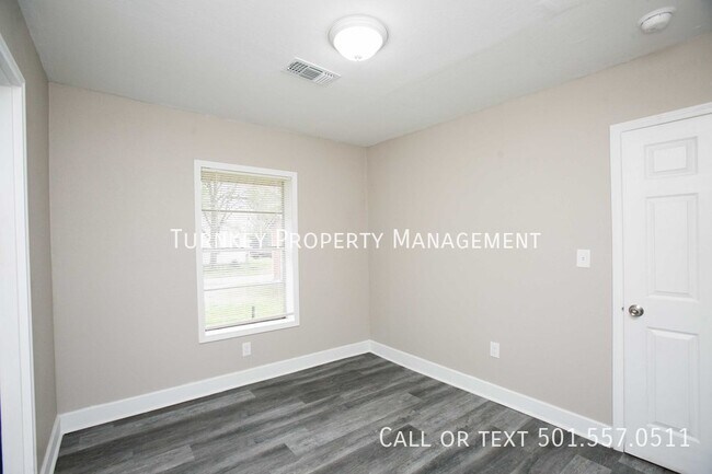 Foto del edificio - Newly Renovated Duplex for Rent