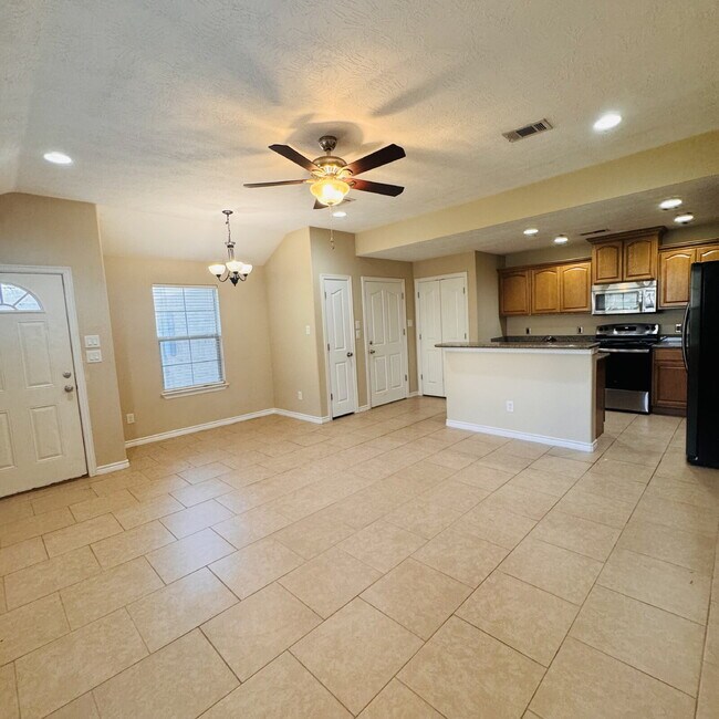 Foto del edificio - Charming 3-Bed Haven with Granite Elegance in Nederland – Your Perfect Retreat!