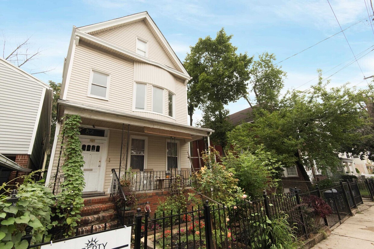 32 Winfield Ave Unit 2, Jersey City, NJ 07305 Condo for Rent in