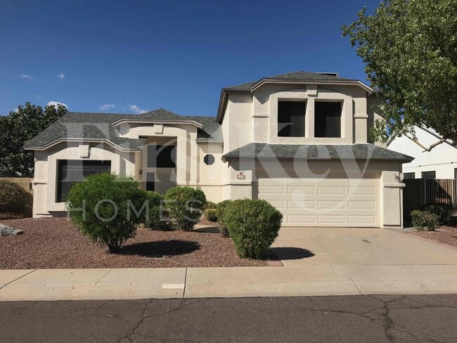 Building Photo - 4110 W Questa Dr