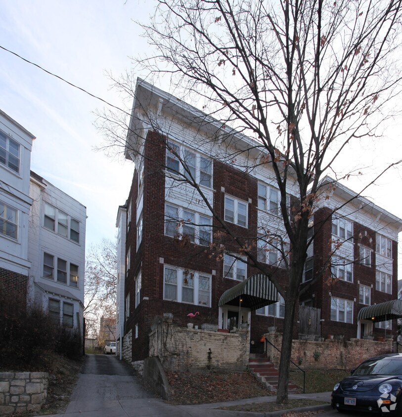 Primary Photo - 3801-3803 Terrace St