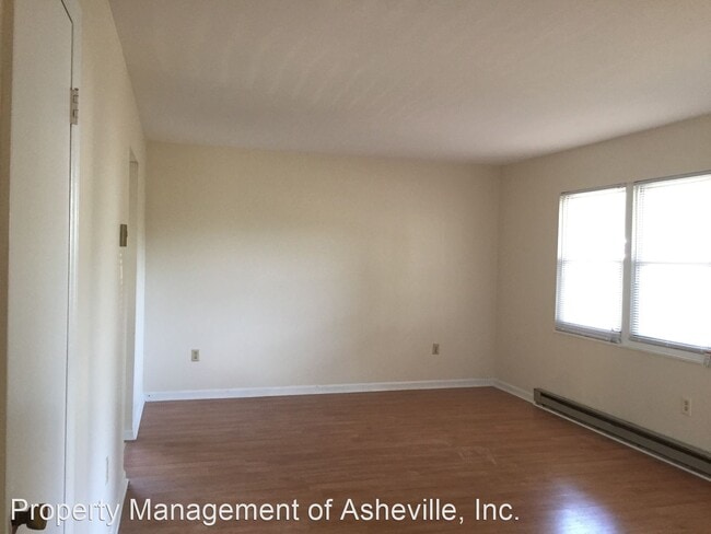 Building Photo - 3 br, 1.5 bath House - 31 Mount Carmel Dr