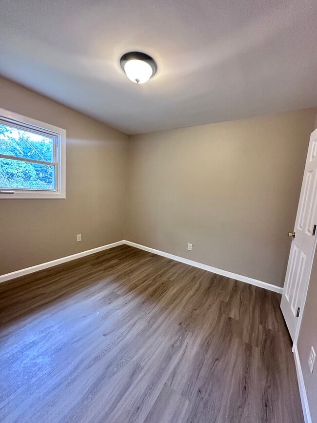 Building Photo - 141 W Michigan Ave