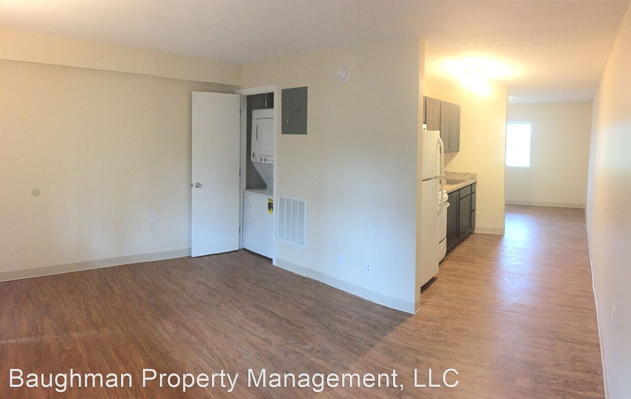 Foto principal - 817 W High St