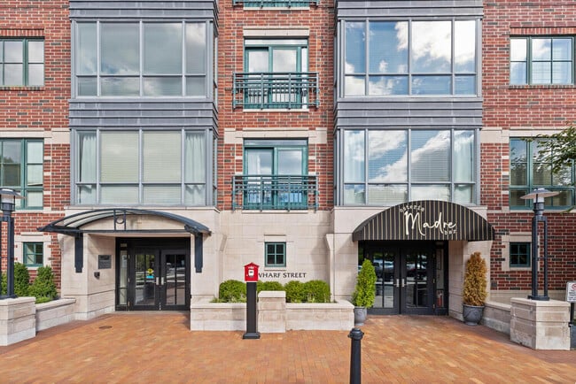 Building Photo - 88 Wharf St