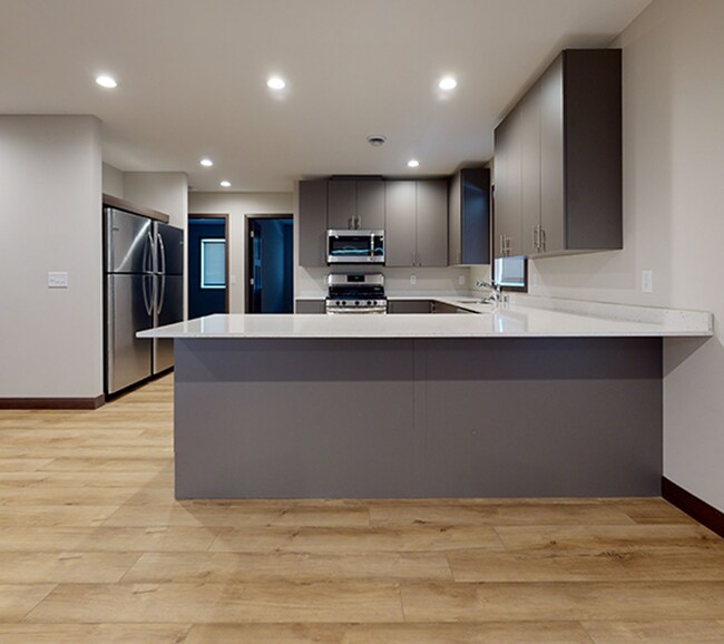 Foto del edificio - 722 12th Ave SE